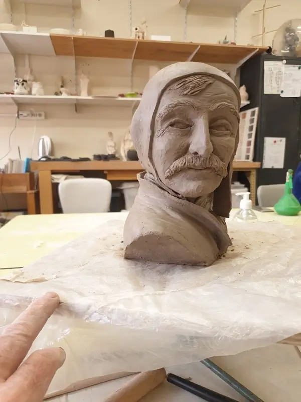 En cours du buste de Bleriot stade casque vue face